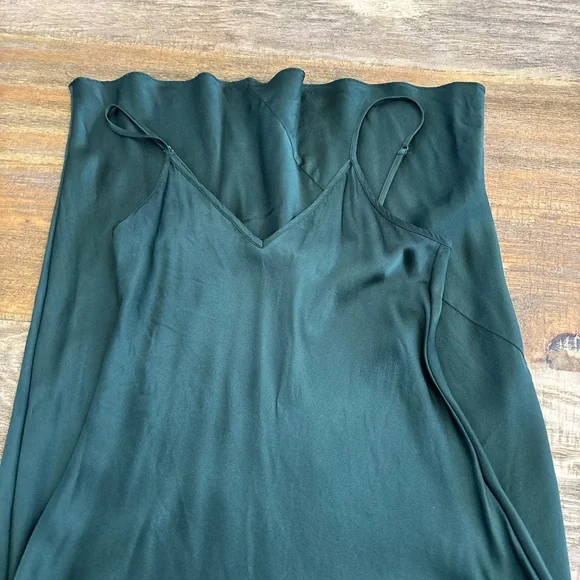Quince Washable Silk Slip Dress Size Small Forrest Green - Picture 5 of 12